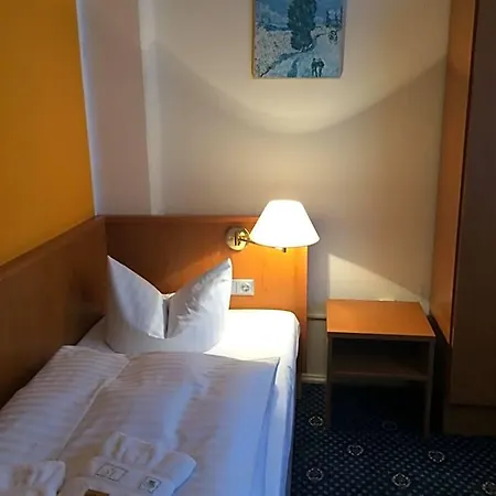 Hotel Central Отель Бад-Эльстер